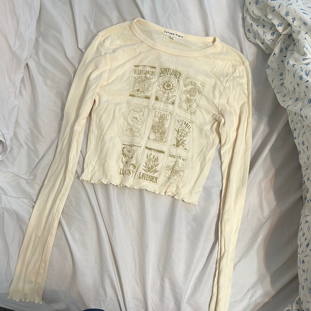 Urban Outfitters Cream Graphic Crop Blouse - Picture 1 of 1